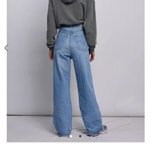 LEVI'S® WELLTHREAD® HIGH LOOSE WOMEN'S JEANS